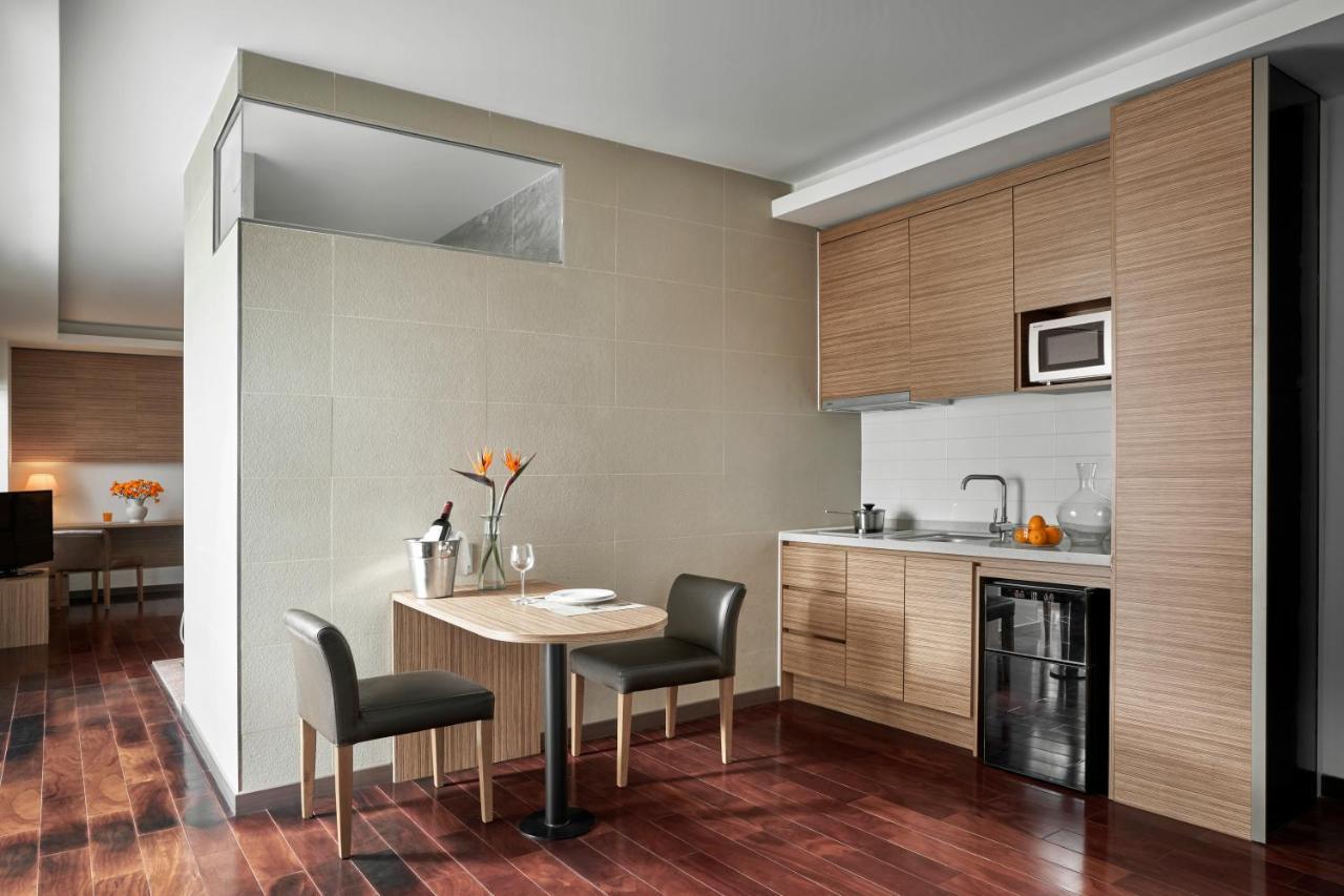 Oakwood & Saigon Khách sạn hẻo lánh